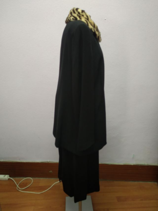 Traje Falda Cuello Pelo Negro Krizia