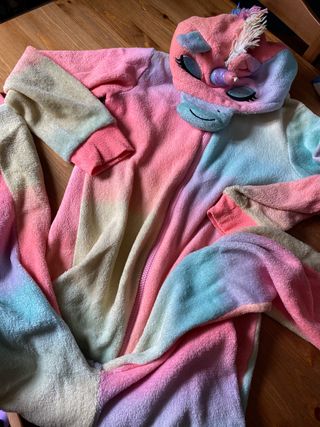 Mono pijama unicornio colores pastel 