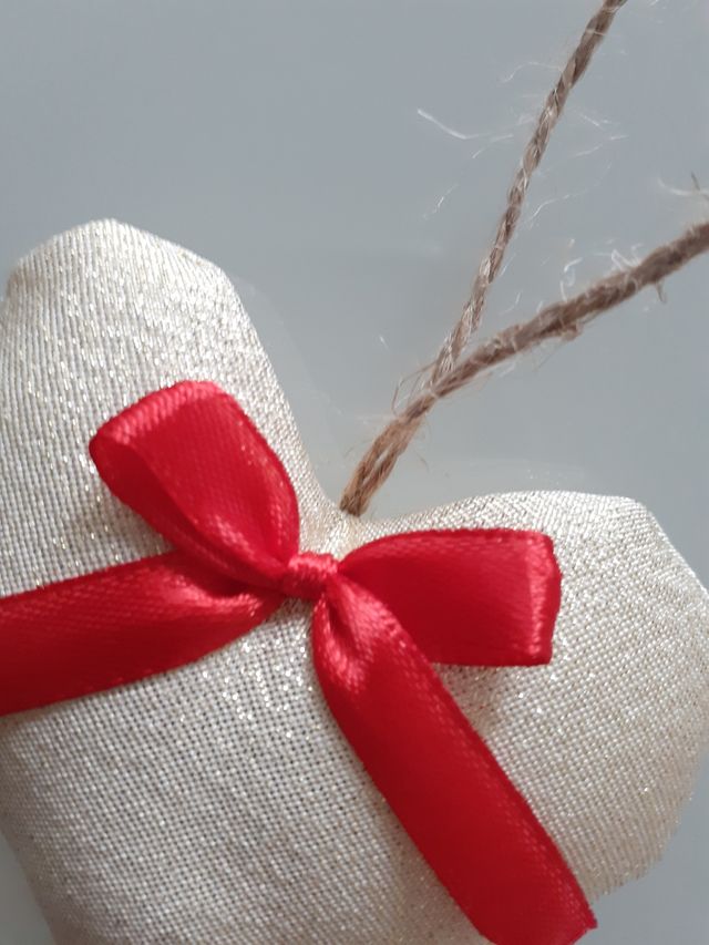 Decori per albero di Natale cuore oro con fiocco