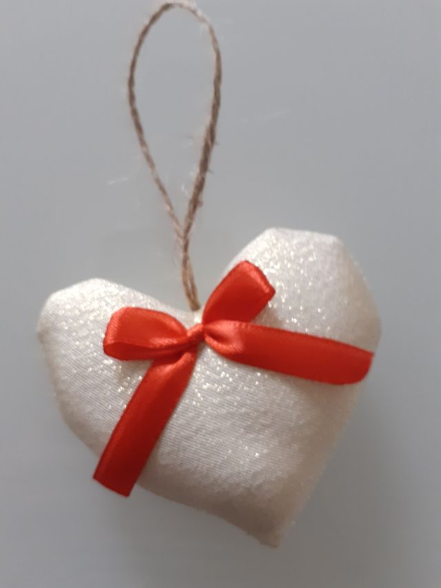 Decori per albero di Natale cuore oro con fiocco