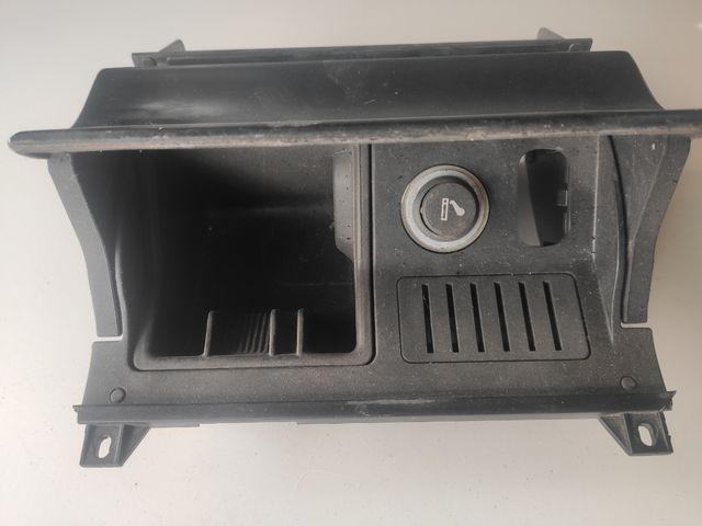 cenicero Mercedes Benz w210