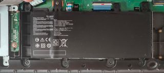 Portátil Asus F756 uv