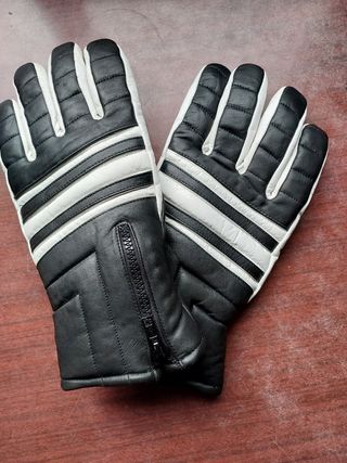 Guantes en piel de vacuno para motos.