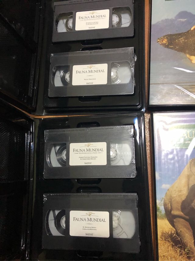 Colección fauna mundial Félix rodriguez de la fuen