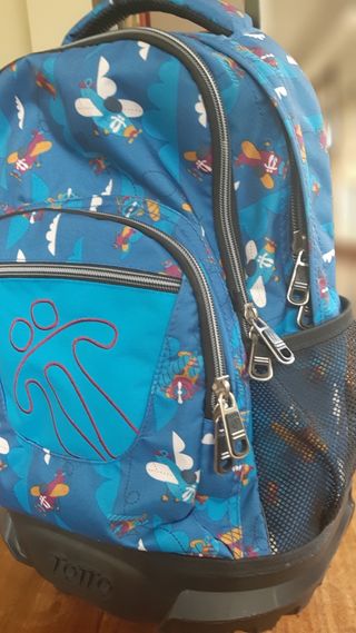 mochila escolar con ruedas