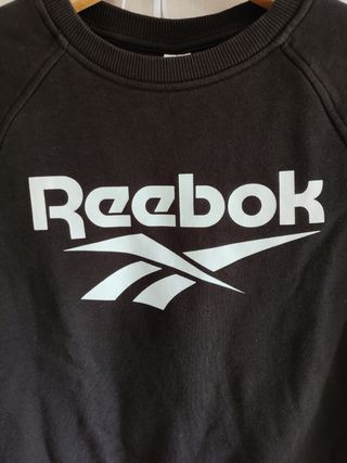 Sudadera Reebok original (nueva). 