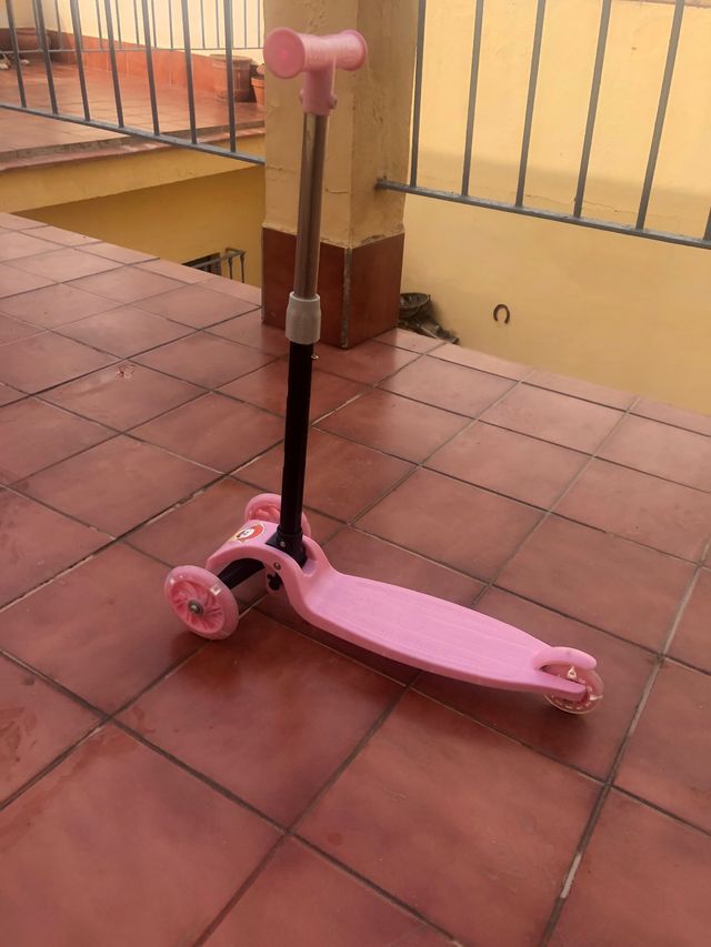 Patinete con luces para nin@s