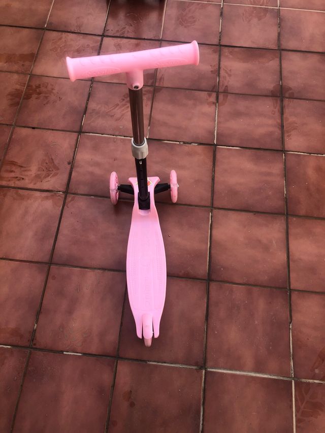 Patinete con luces para nin@s