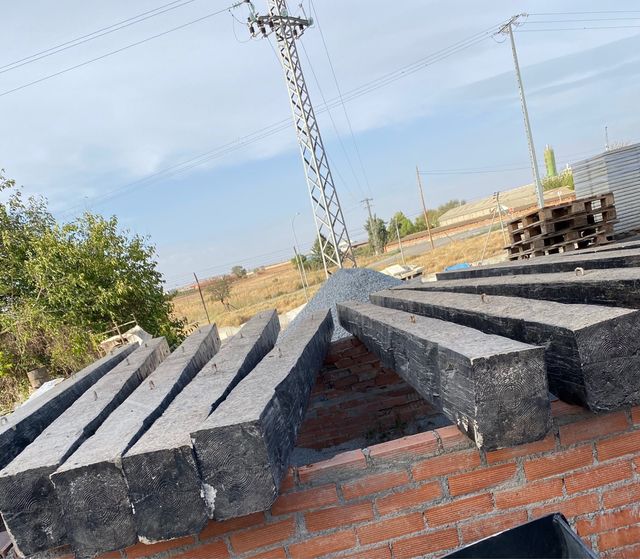 10 Und vigas de hormigón en madera 200 Eurund