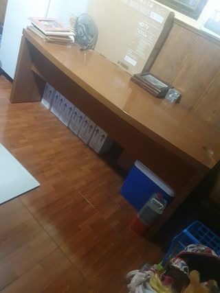 mesa de oficina grande