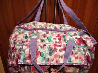 Bolsa multiusos.
