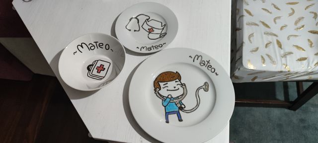 Platos dibujo con nombre Mateo