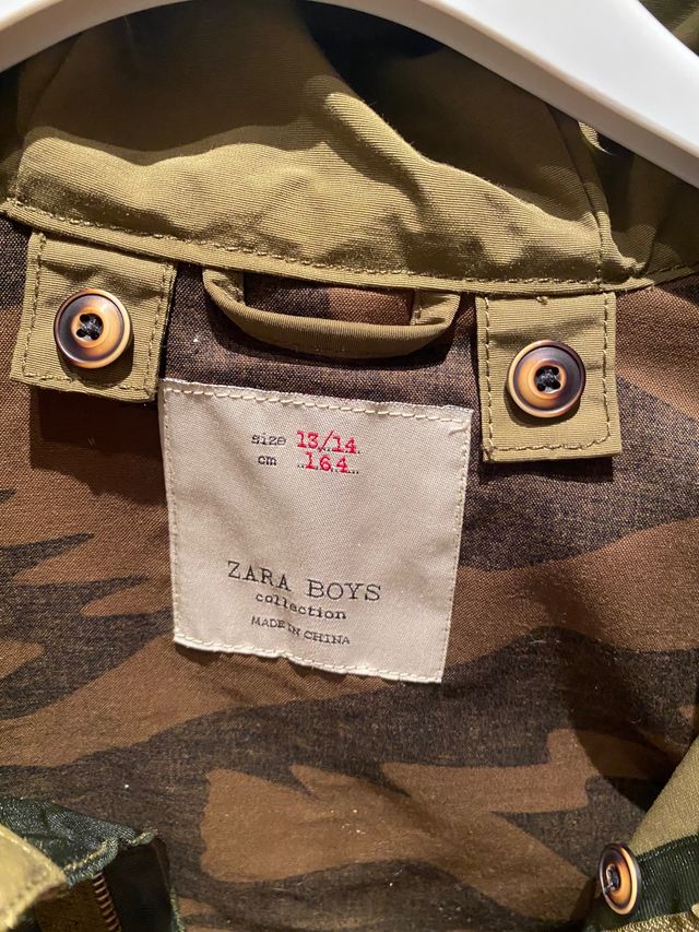 Parka de niño impermeable y NUEVA (13-14)