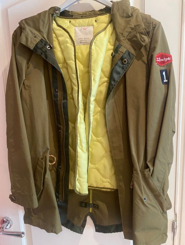 Parka de niño impermeable y NUEVA (13-14)