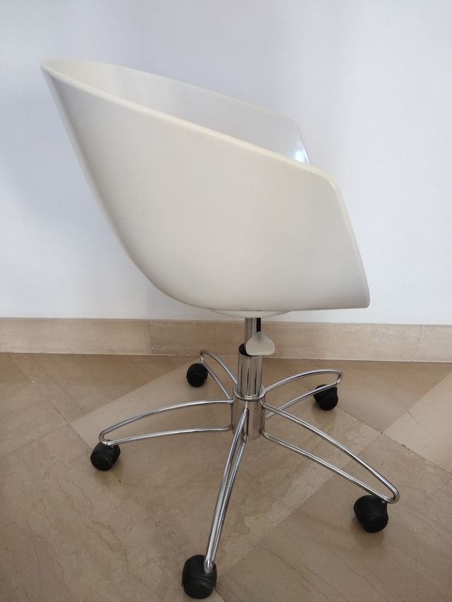 poltroncina in hirek