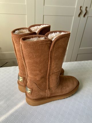 Botas tipo UGG Talla 37