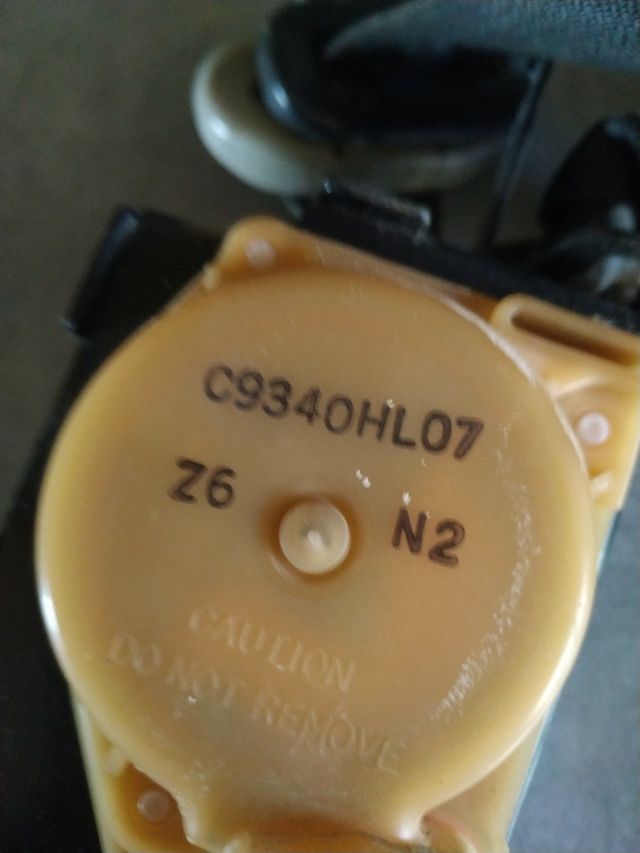 Cinturon C9340HL07 Nissan xtrail izq conductor