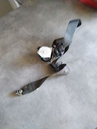 Cinturón 8T7Y15 ADAF018 izq trasero Nissan xtrail 