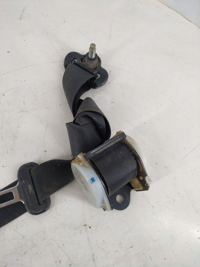 Cinturón C70580R07 derecho trasero Nissan xtrai