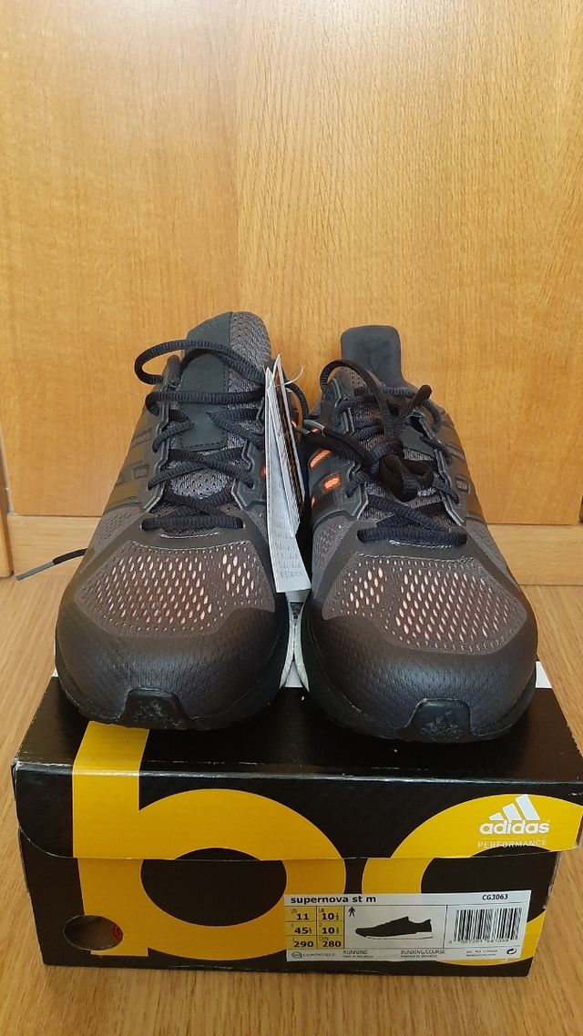 Zapatilla Adidas Supernova St M