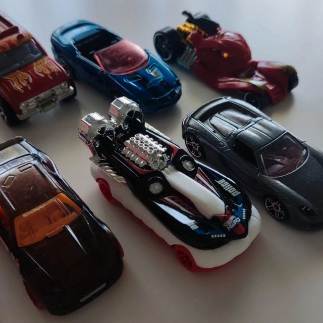 Lote num 1 coches Hot Wheels Mattel variados