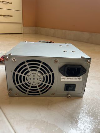 DVD LG y Fuente de alimentación 