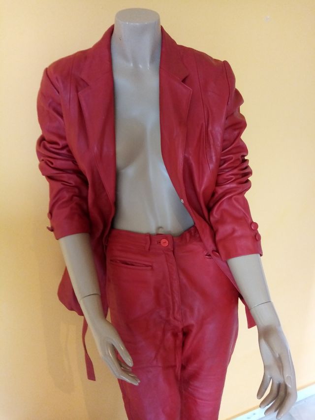 Chaqueta y pantalón de piel Zerimar