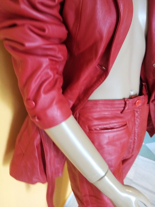 Chaqueta y pantalón de piel Zerimar