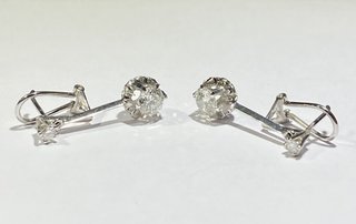 Pendientes de oro con diamantes