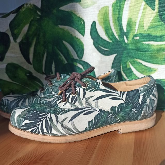 Zapatos veganos Oxford marca Insecta shoes