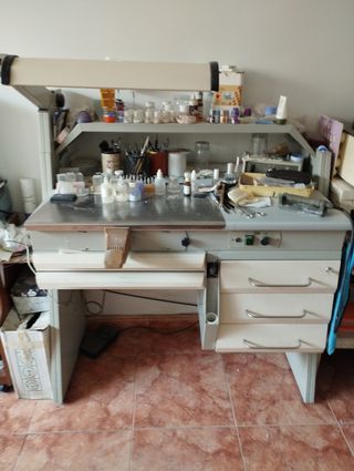mesa de trabajo prótesis dental y joyería
