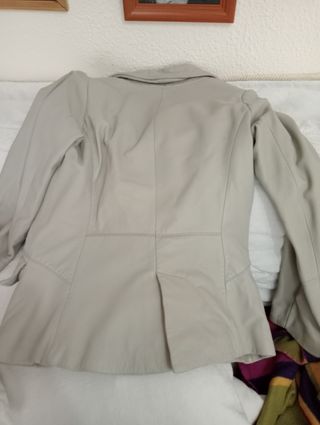 CHAQUETA DE PIEL SUAVE BOBINA