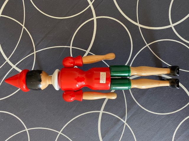 Figura de Pinocho de Madera