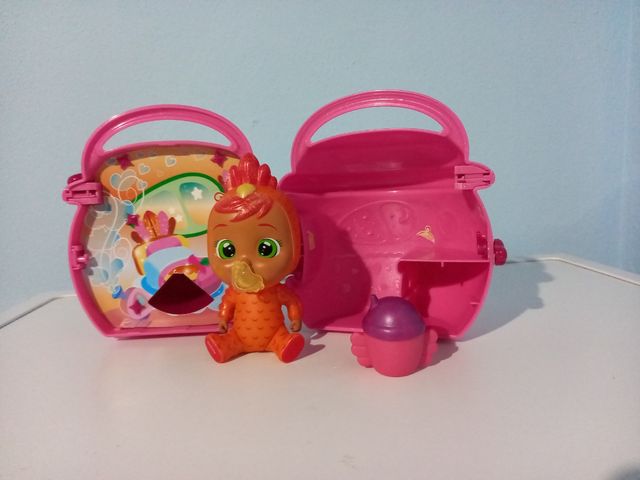 Bebe lloron + casita