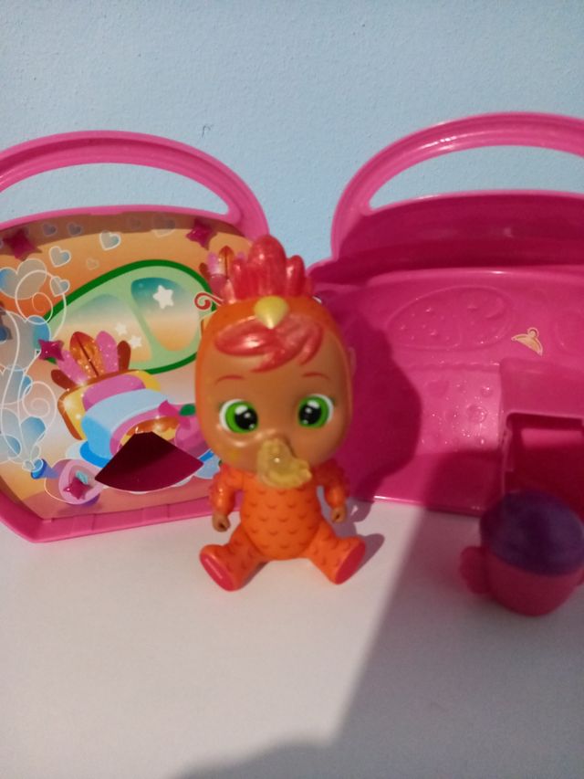 Bebe lloron + casita