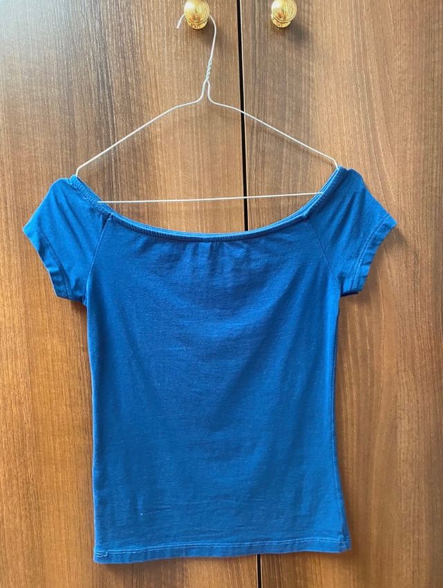 Camiseta azul de Stradivarius