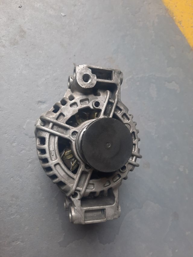 Alternador bmw 318 2000cc año 2006
