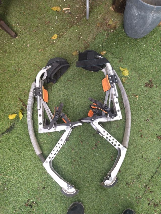 zancos malabares...deporte...salto ..