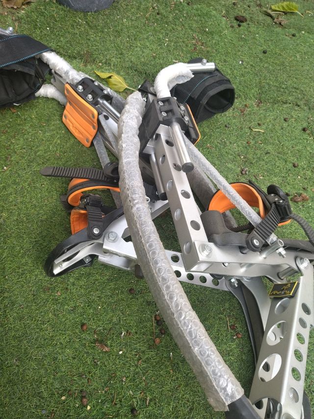 zancos malabares...deporte...salto ..