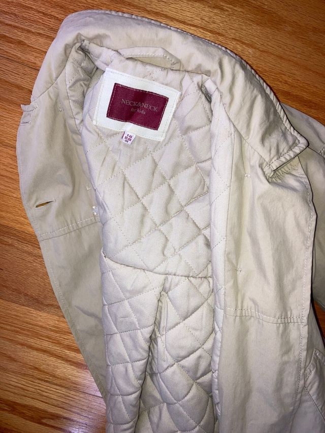 Gabardina talla 4 años marca Neck&Neck