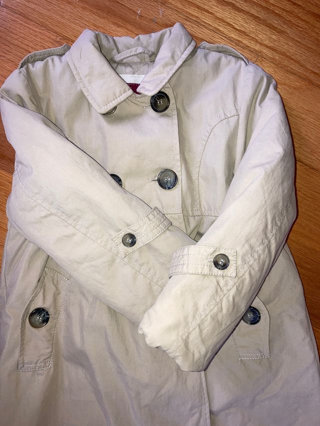 Gabardina talla 4 años marca Neck&Neck