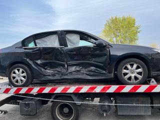22052 DESPIECE  RENAULT LAGUNA III 2.0 DCI 150CV
