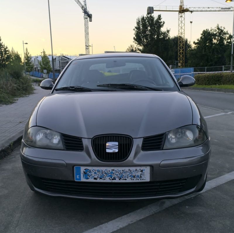 SEAT Cordoba 1.4TDI 75cv 4p-ITV hasta 2027- - foto 1
