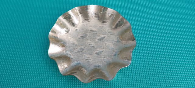 PANERA en color dorado