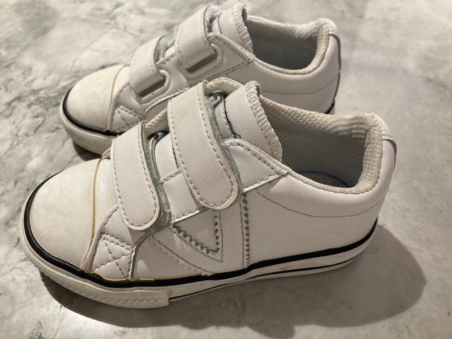 Zapatillas niño talla 25