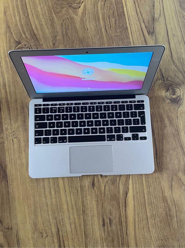 Apple Macbook Air 13"