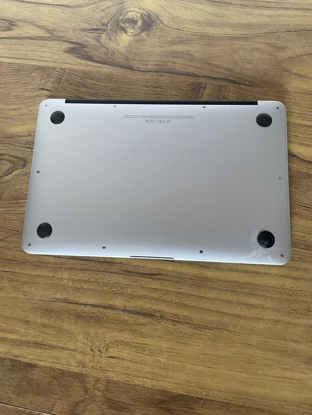 Apple Macbook Air 13"