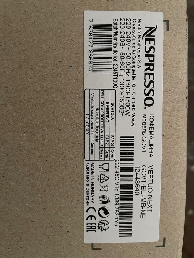 Cafetera Nespresso Vertuo Next. Nueva!!!!