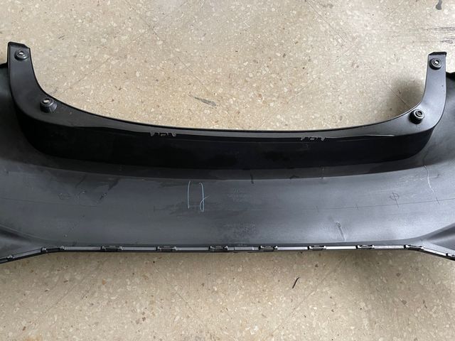 Parachoques trasero Toyota Yaris