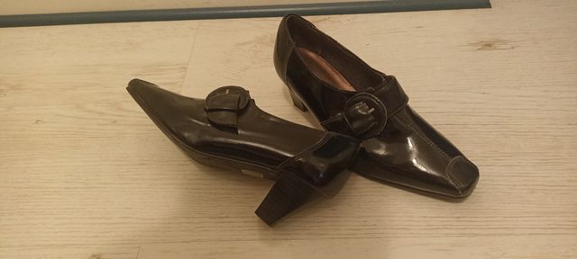 Zapatos piel de charol